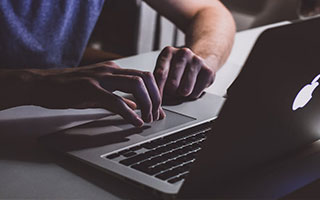 澳亚国际网站-联盟球队迎战劲敌，双方角逐异常激烈