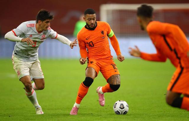 澳亚国际平台-荷兰队击败克罗地亚，喜迎胜利